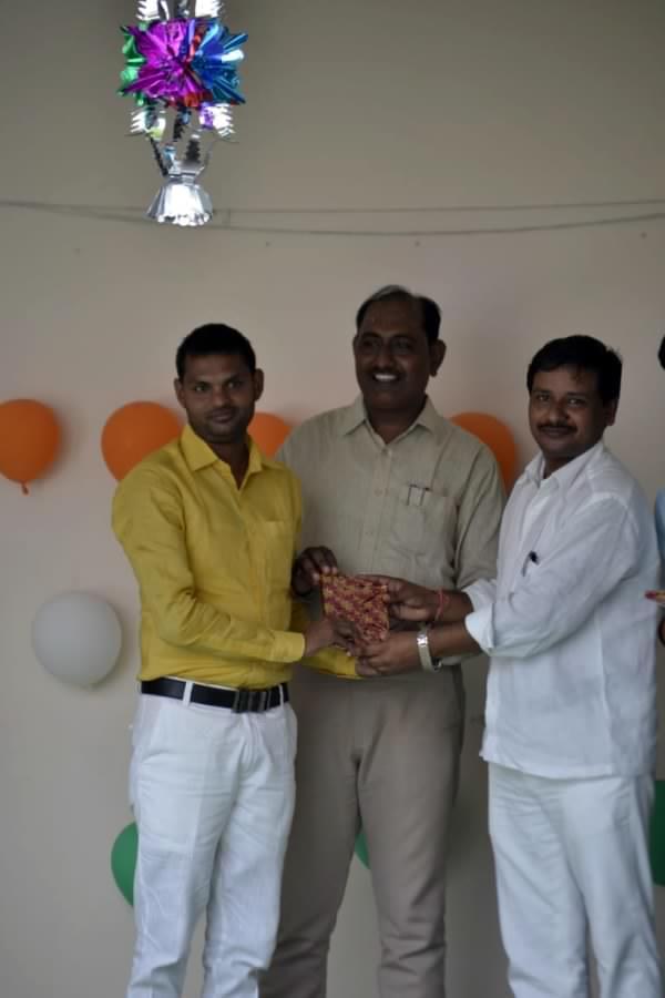 Shri Kashi Chandradev Polytechnic Azamgarh Teacher's Day Celebration photo 1